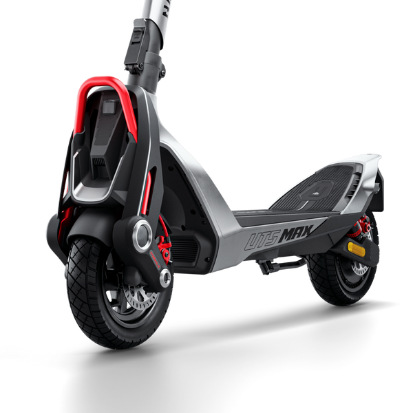 NAVEE UT5 Max Electric Scooter – 62miles Long Range, Smooth Ride for Daily City Commuting
